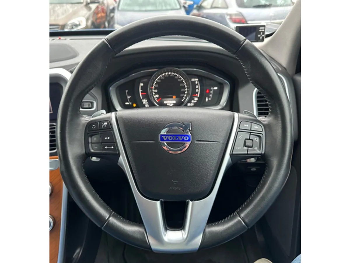 Volvo XC60 SUV, Diesel, 2017, Blue