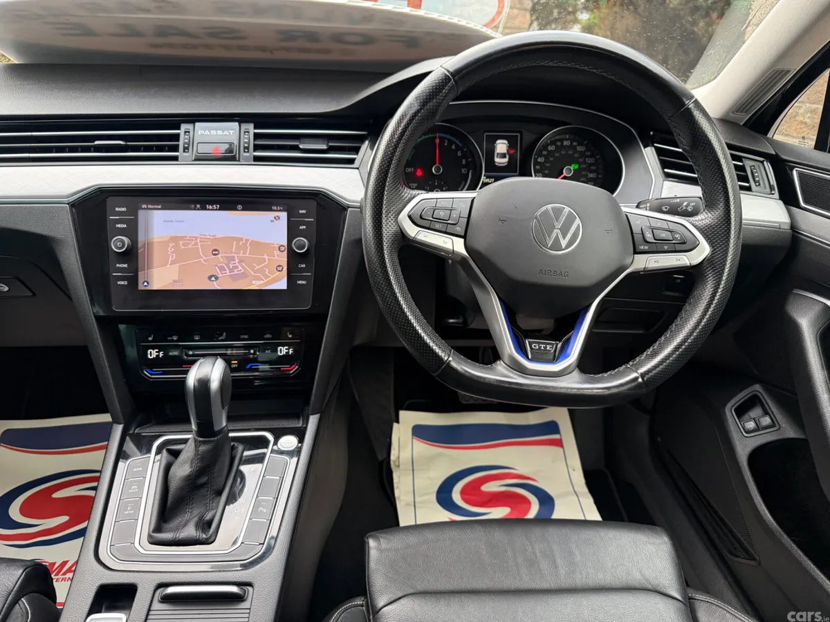 Volkswagen Passat Saloon, Petrol Hybrid, 2022, Grey