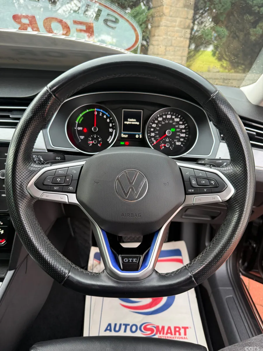 Volkswagen Passat Saloon, Petrol Hybrid, 2022, Grey