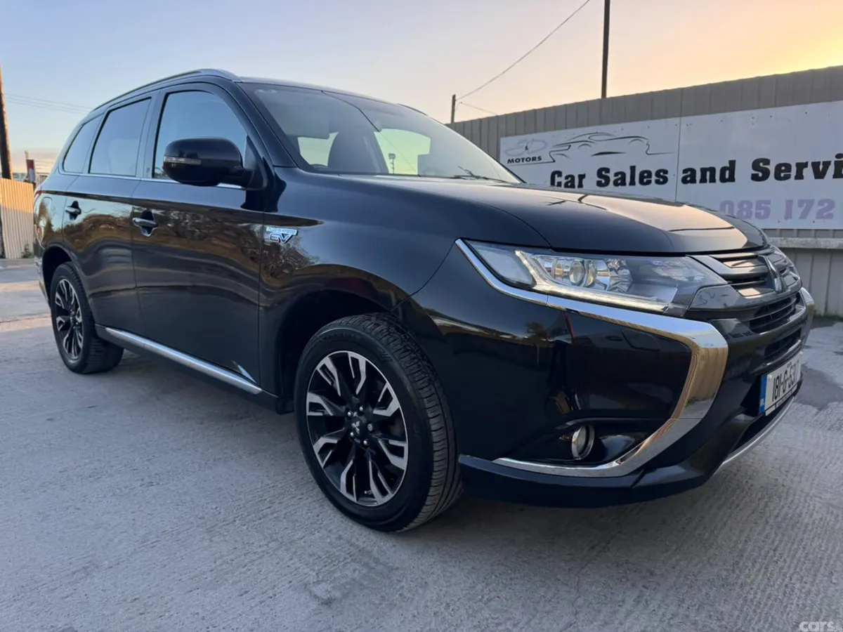 Mitsubishi Outlander SUV, Petrol Plug-in Hybrid, 2018, Black