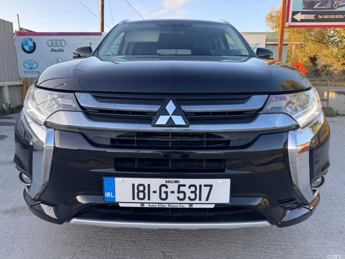 Mitsubishi Outlander SUV, Petrol Plug-in Hybrid, 2018, Black
