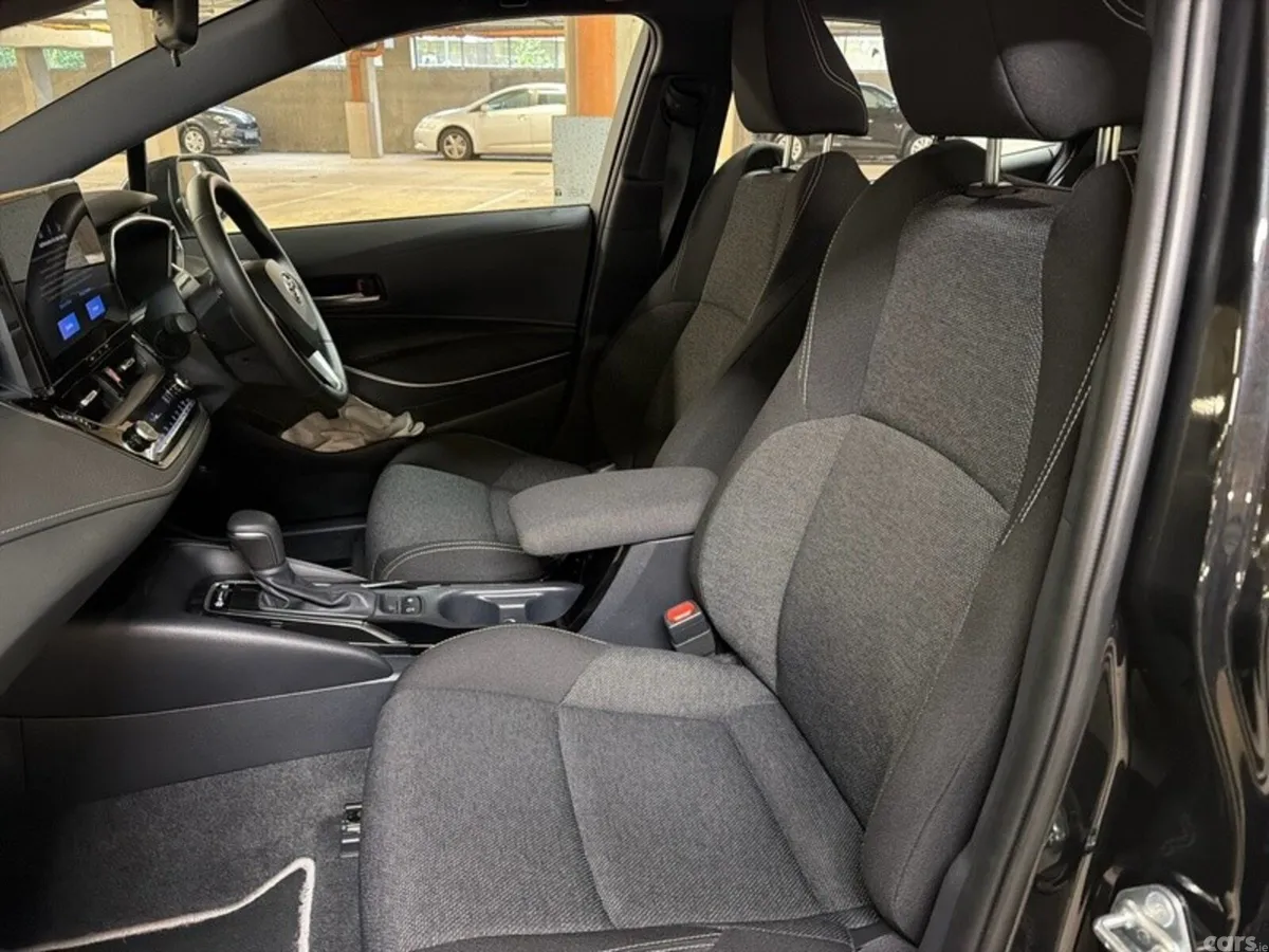 Toyota Corolla Hatchback, Petrol Hybrid, 2026, Black