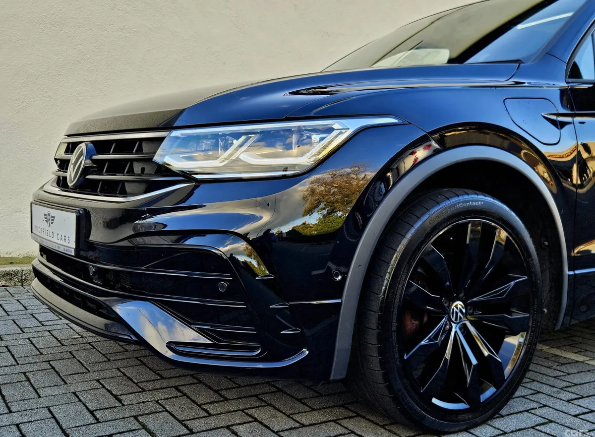 Volkswagen Tiguan SUV, Petrol Hybrid, 2024, Black
