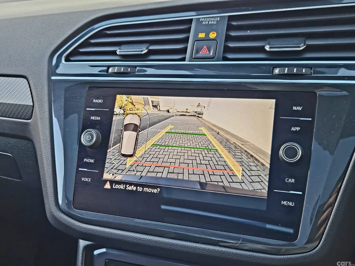 Volkswagen Tiguan SUV, Petrol Hybrid, 2024, Black