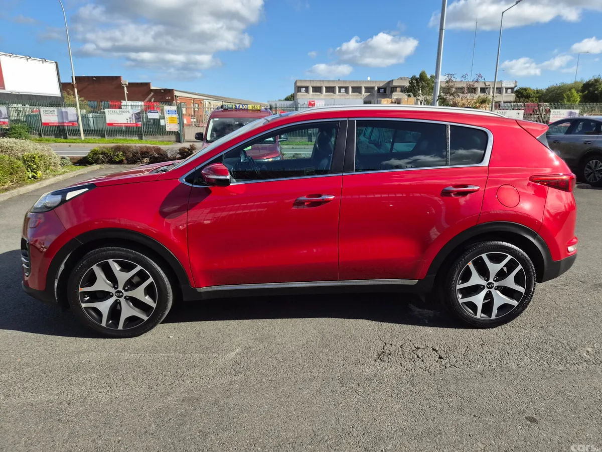 Kia Sportage SUV, Diesel, 2017, Red