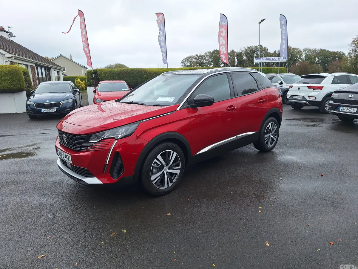 Peugeot 3008 MPV, Diesel, 2023, Red