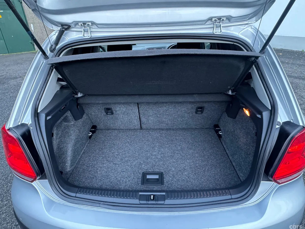 Volkswagen Polo Hatchback, Petrol, 2013, Silver