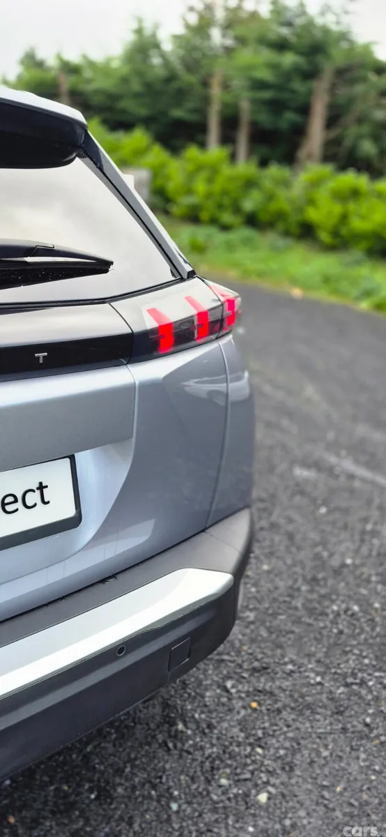 Peugeot 2008 MPV, Petrol, 2021, Grey