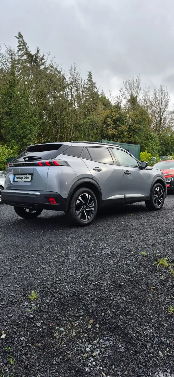 Peugeot 2008 MPV, Petrol, 2021, Grey