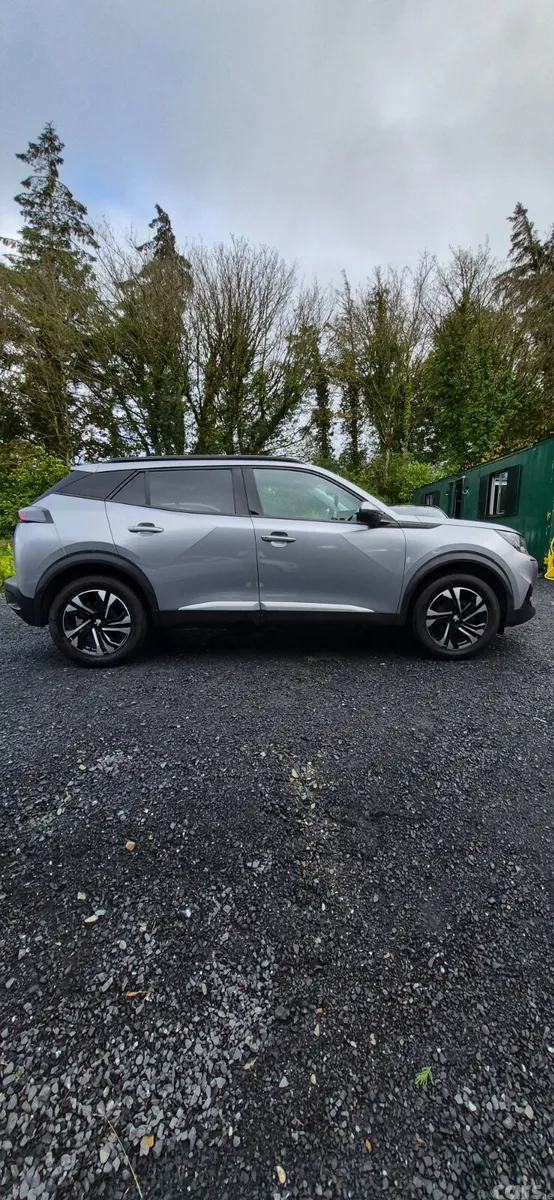 Peugeot 2008 MPV, Petrol, 2021, Grey