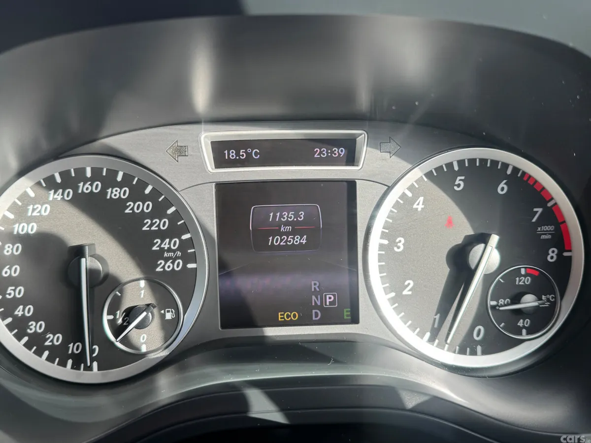 Mercedes-Benz B-Class Hatchback, Petrol, 2014, Black