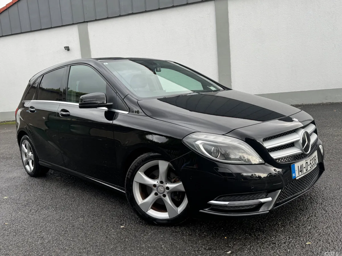 Mercedes-Benz B-Class Hatchback, Petrol, 2014, Black
