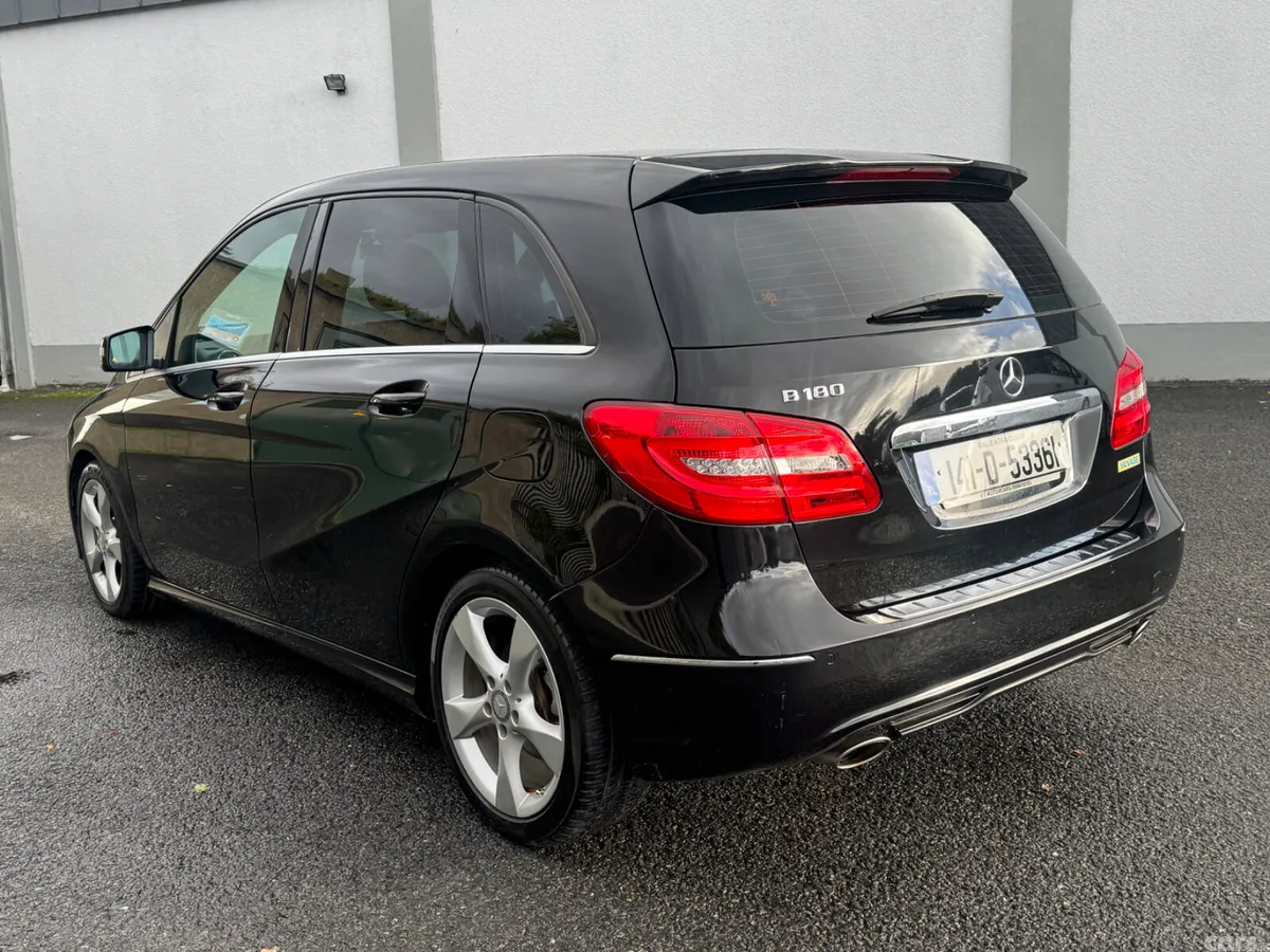 Mercedes-Benz B-Class Hatchback, Petrol, 2014, Black