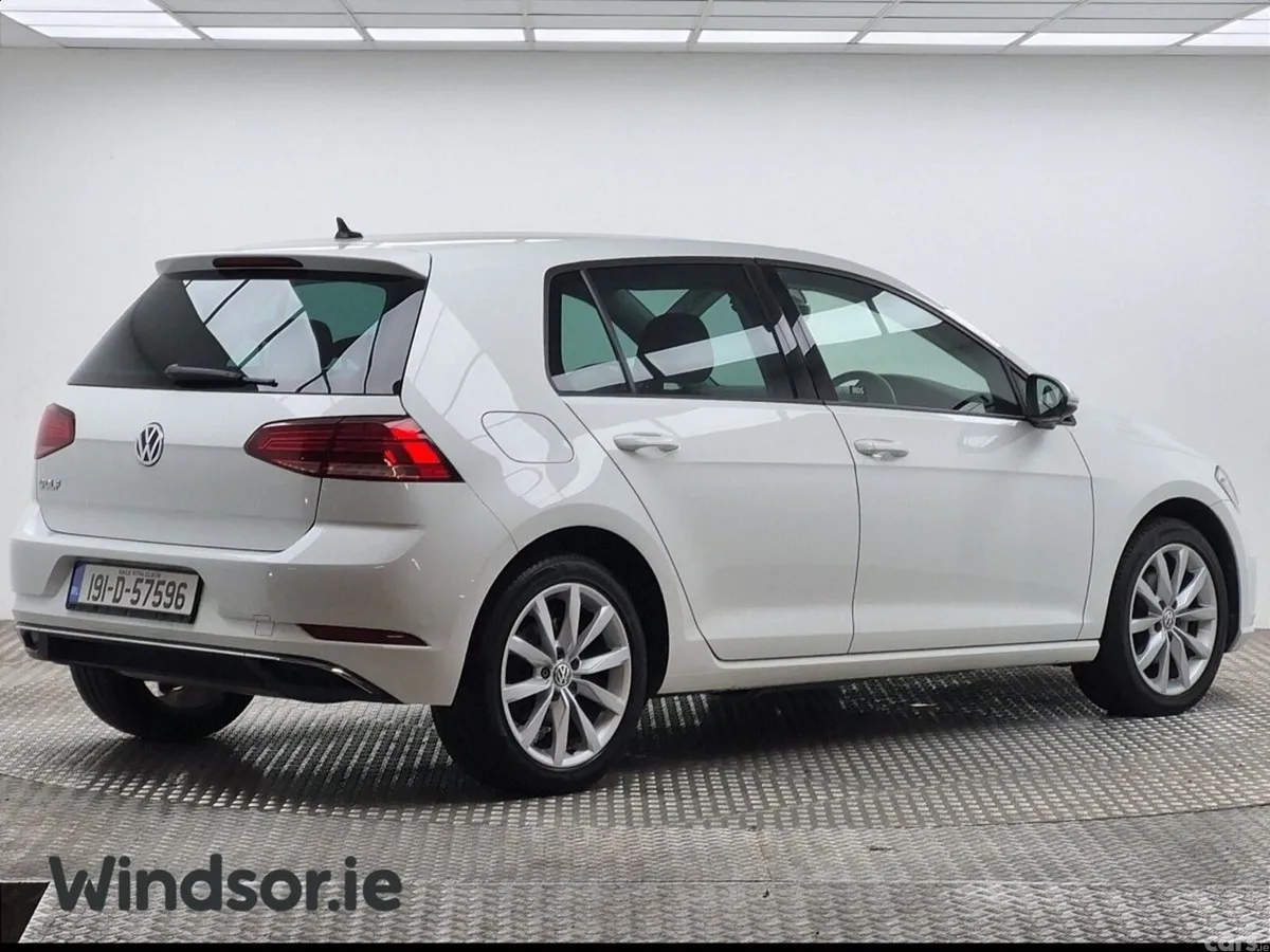 Volkswagen Golf Hatchback, Petrol, 2019, White