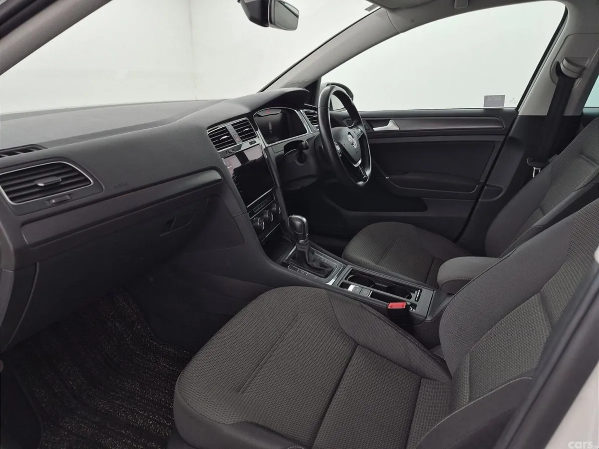 Volkswagen Golf Hatchback, Petrol, 2019, White