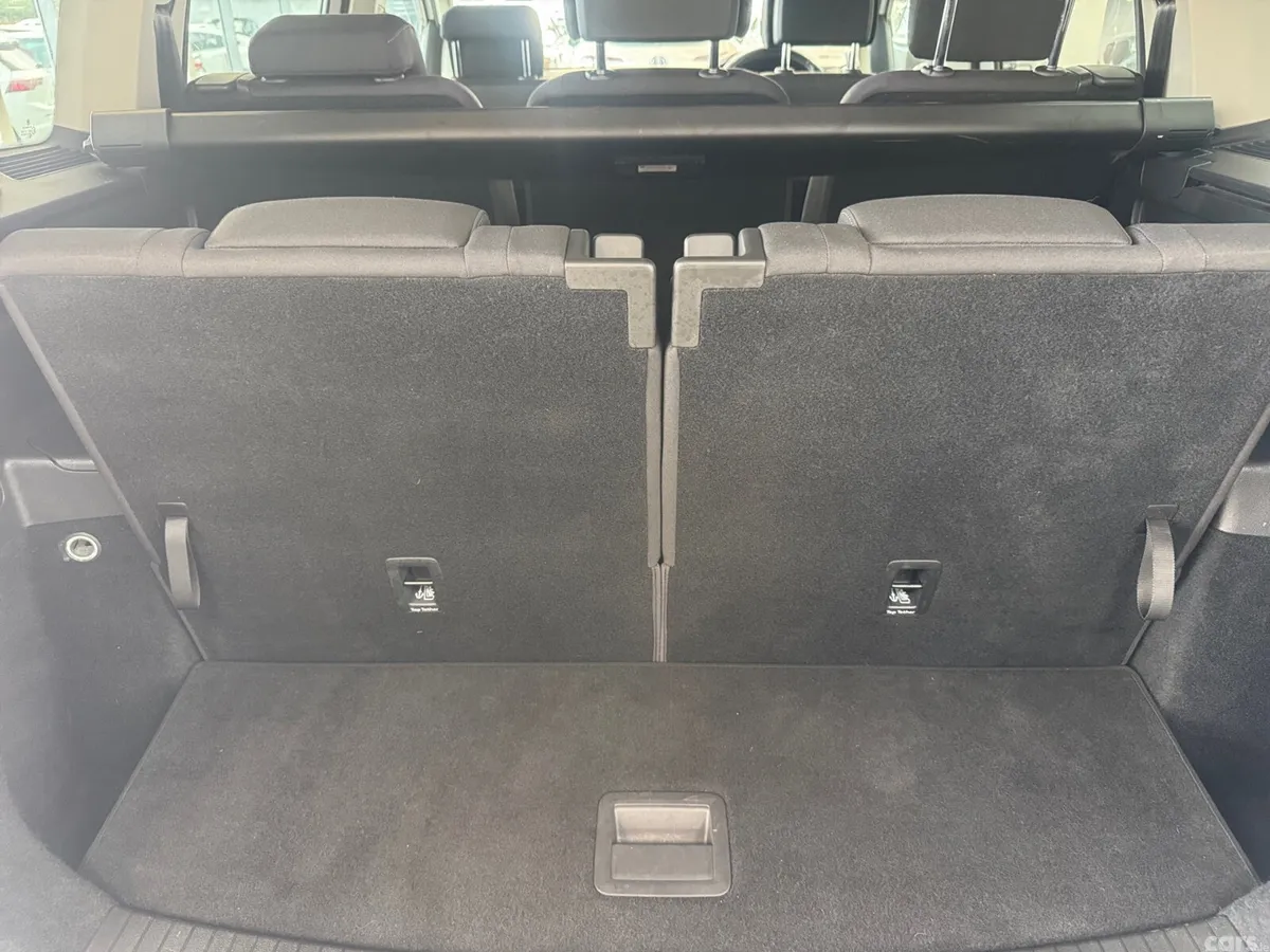 Volkswagen Touran MPV, Diesel, 2018, White