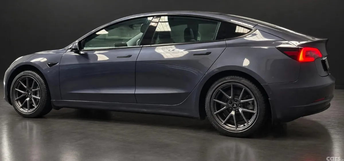 Tesla Model 3 Saloon, Electric, 2021, Grey