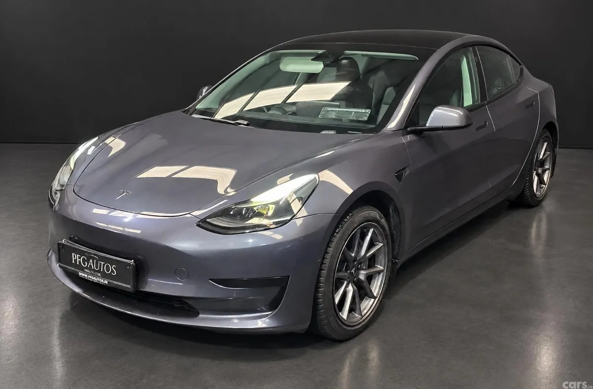 Tesla Model 3 Saloon, Electric, 2021, Grey