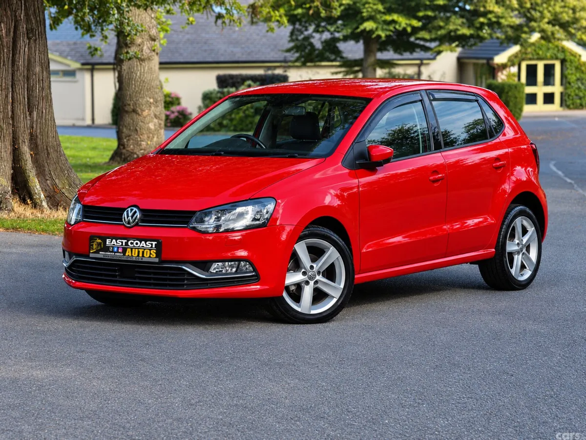 Volkswagen Polo Hatchback, Petrol, 2017, Red