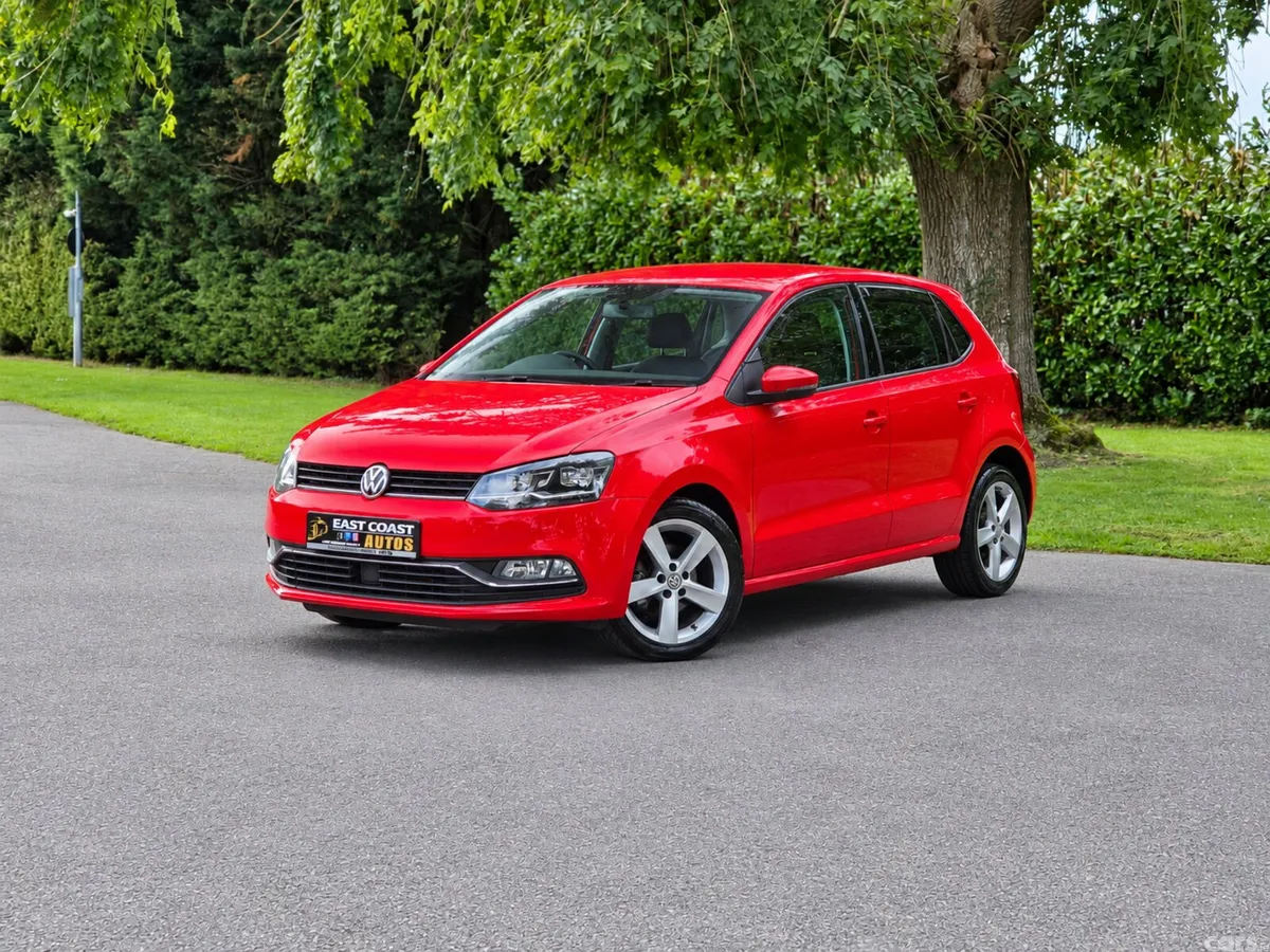 Volkswagen Polo Hatchback, Petrol, 2017, Red
