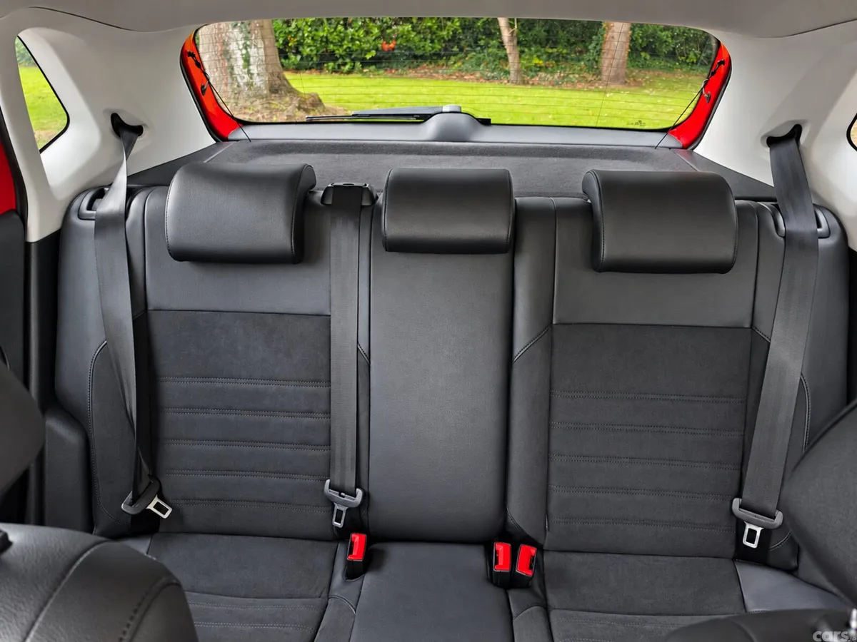Volkswagen Polo Hatchback, Petrol, 2017, Red