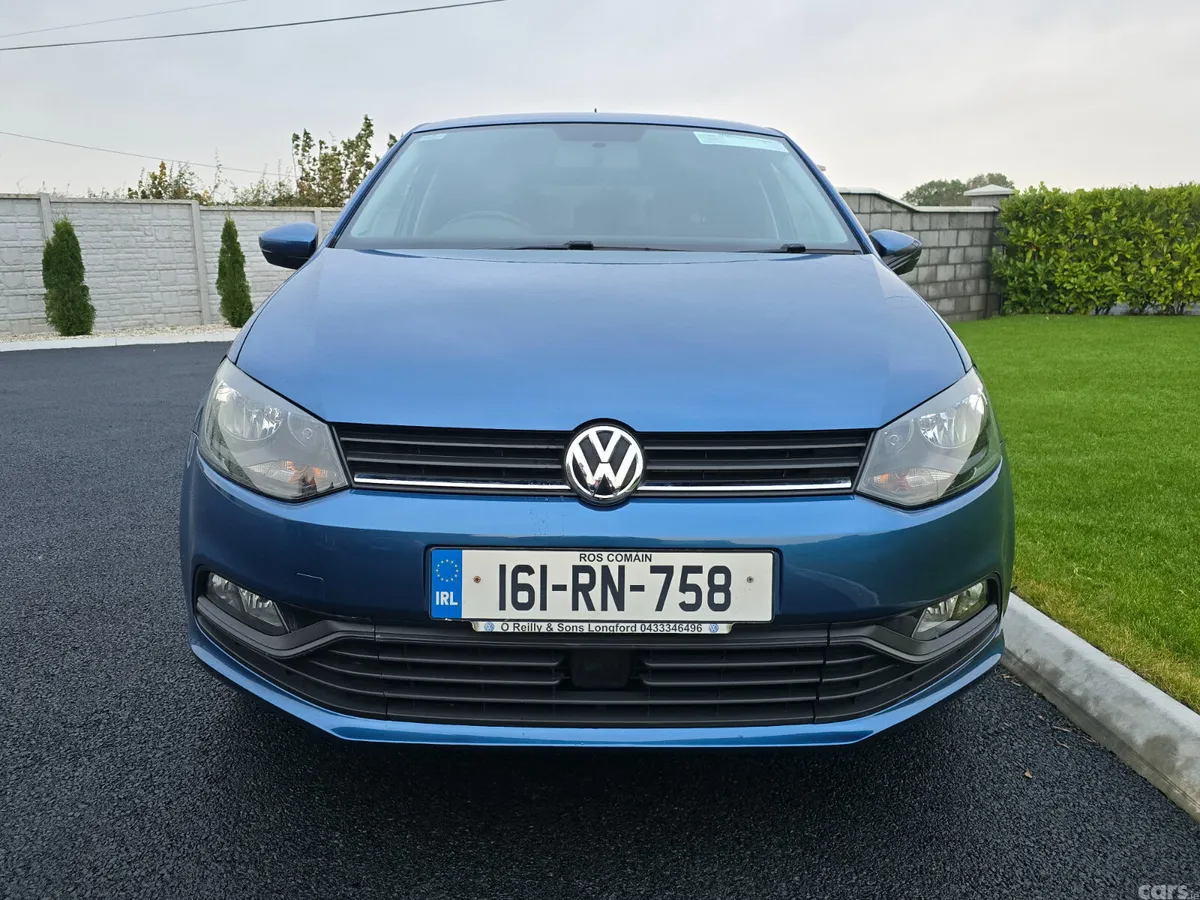 Volkswagen Polo Hatchback, Petrol, 2016, Blue