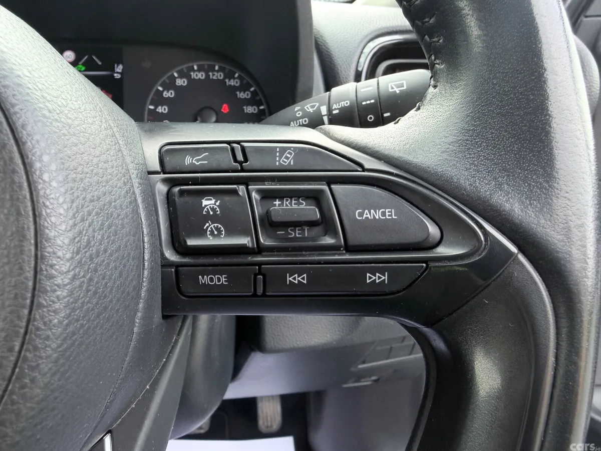 Toyota Yaris Hatchback, Petrol Hybrid, 2024, Black
