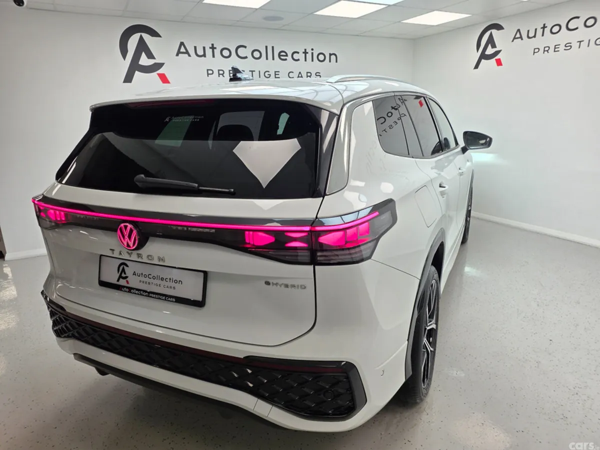 Volkswagen Tayron SUV, Petrol Plug-in Hybrid, 2025, White