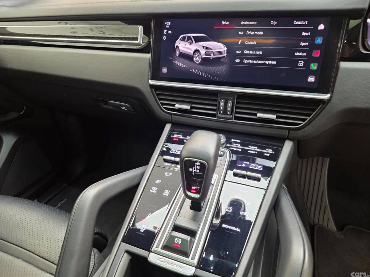 Porsche Cayenne Estate, Petrol Hybrid, 2023, Grey