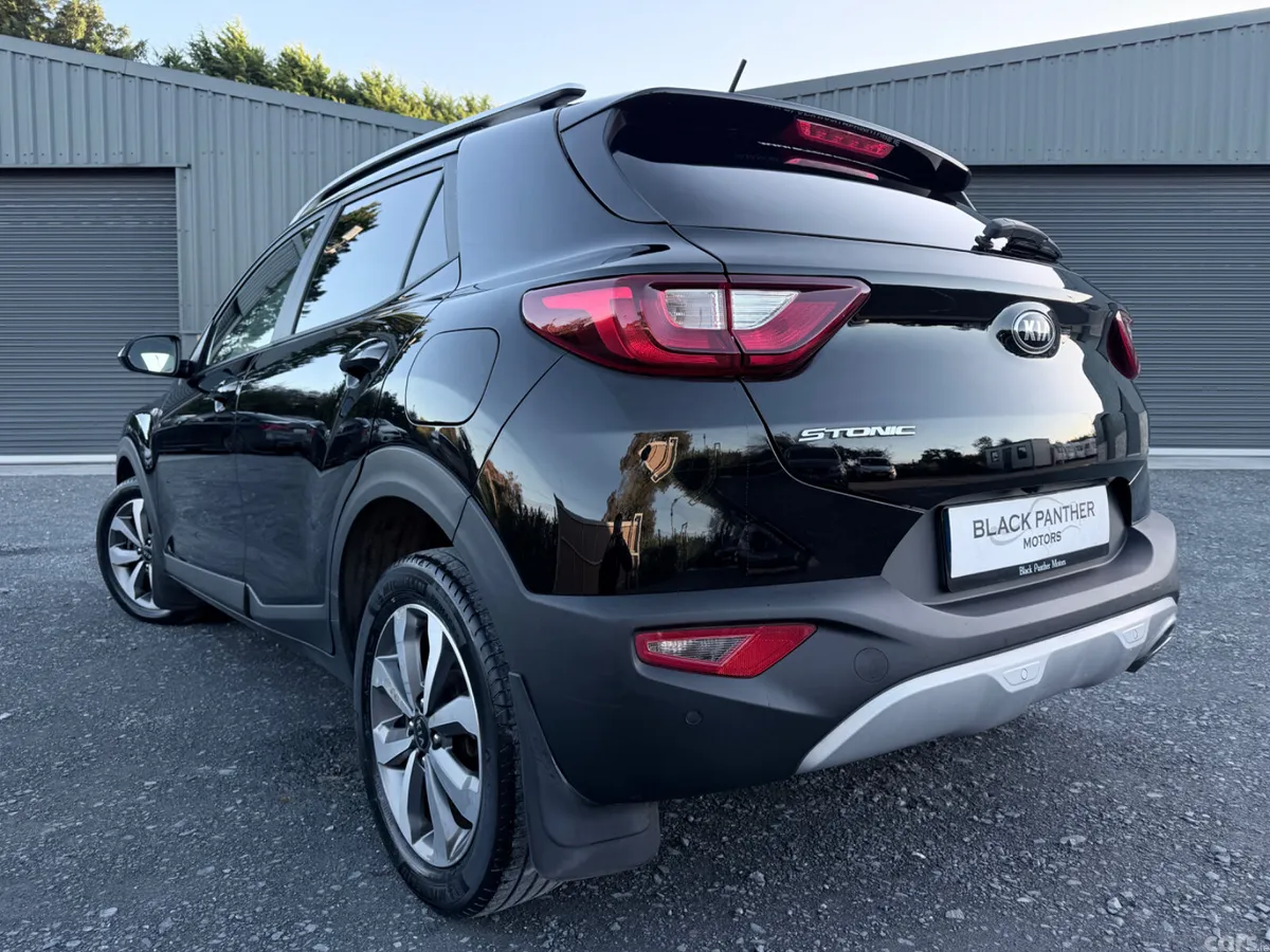 Kia Stonic Hatchback, Petrol, 2021, Black