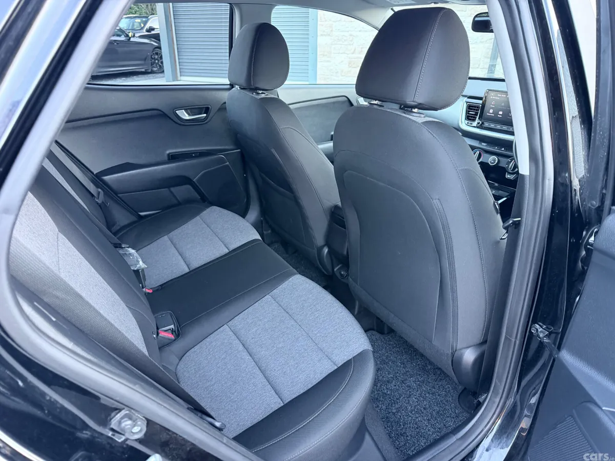 Kia Stonic Hatchback, Petrol, 2021, Black