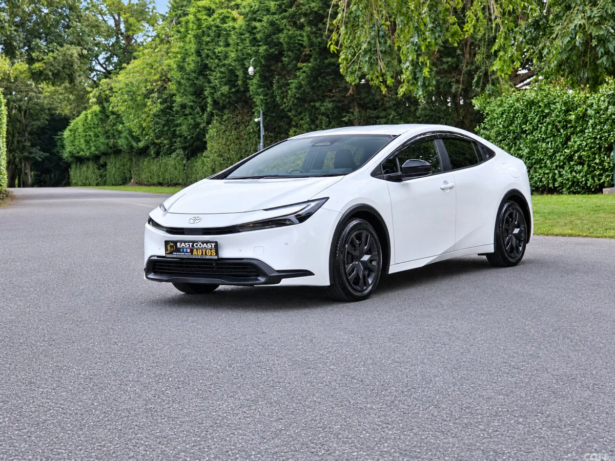 Toyota Prius Saloon, Petrol Hybrid, 2023, White