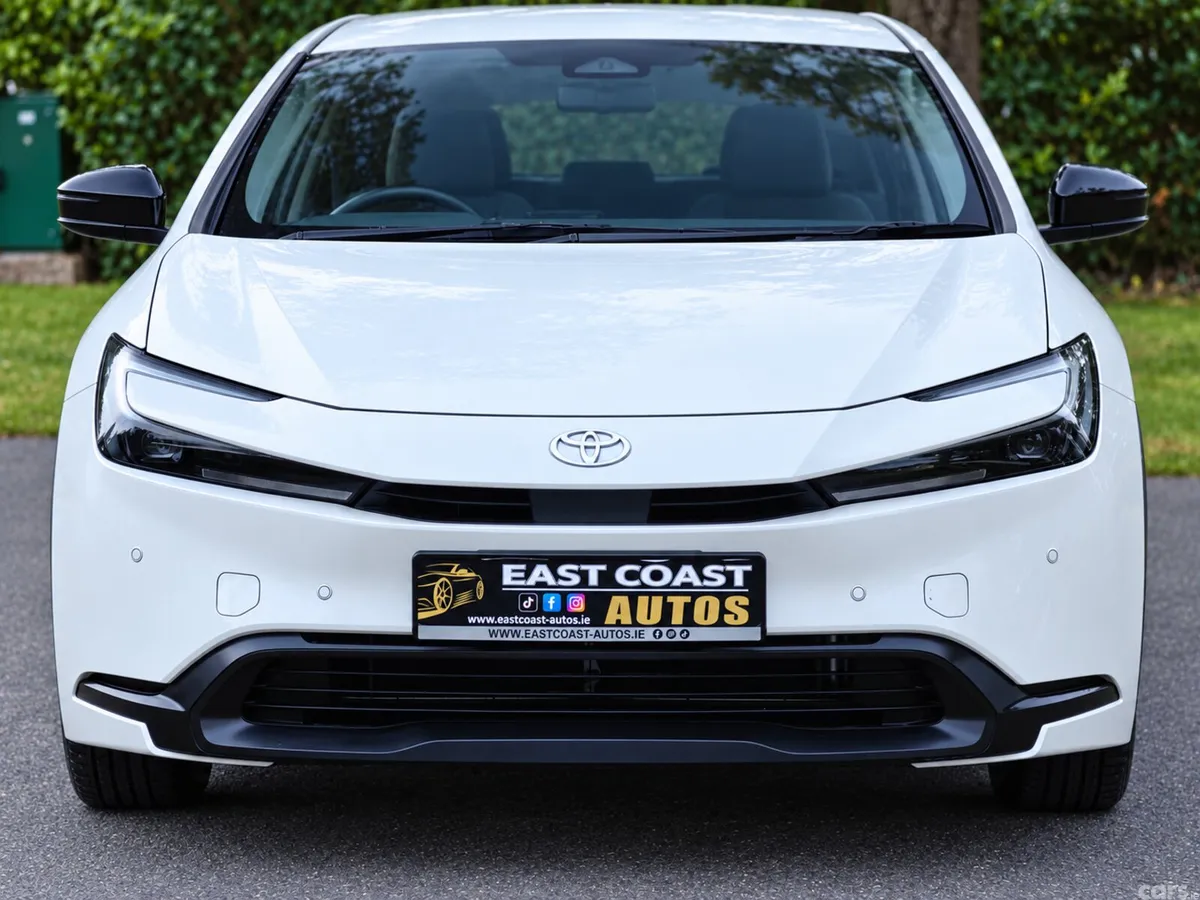 Toyota Prius Saloon, Petrol Hybrid, 2023, White