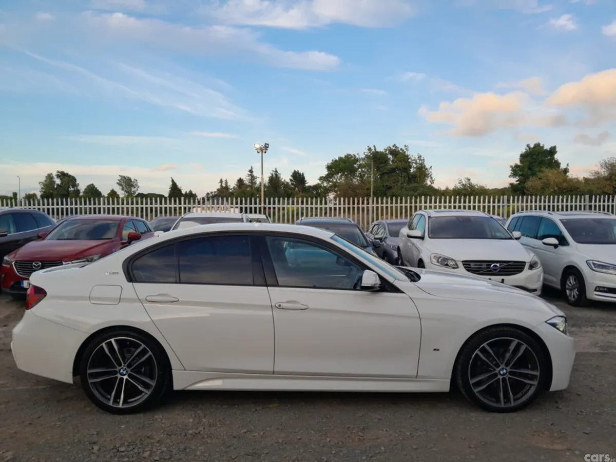 BMW 3-Series Saloon, Petrol Plug-in Hybrid, 2018, White