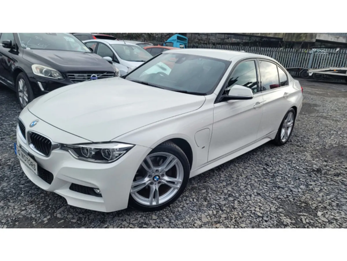 BMW 3-Series Saloon, Petrol Plug-in Hybrid, 2016, White