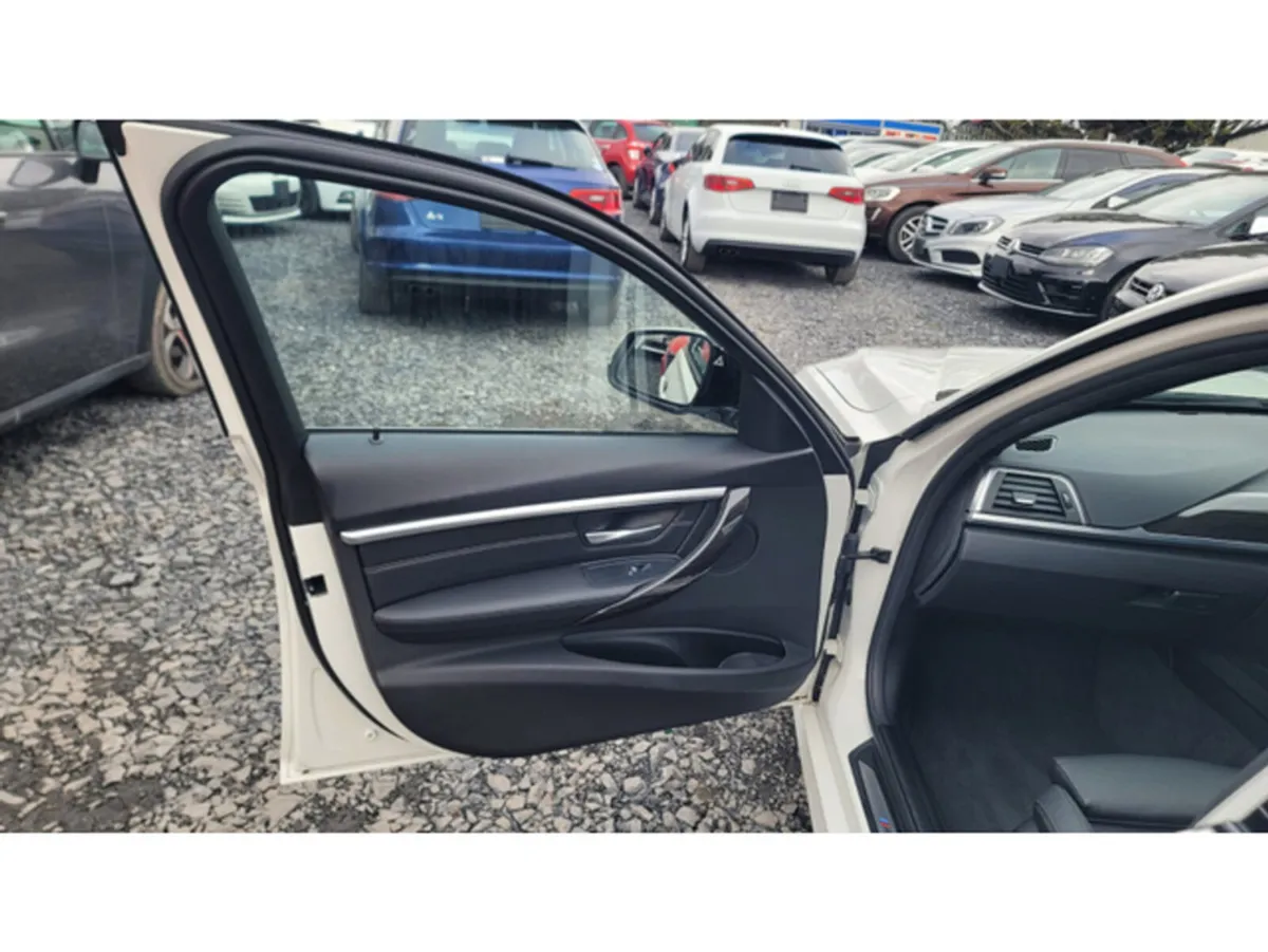 BMW 3-Series Saloon, Petrol Plug-in Hybrid, 2016, White
