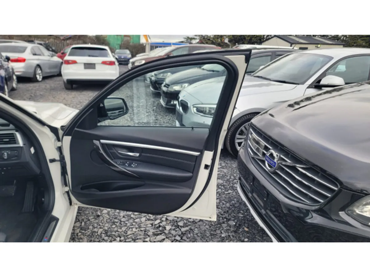 BMW 3-Series Saloon, Petrol Plug-in Hybrid, 2016, White