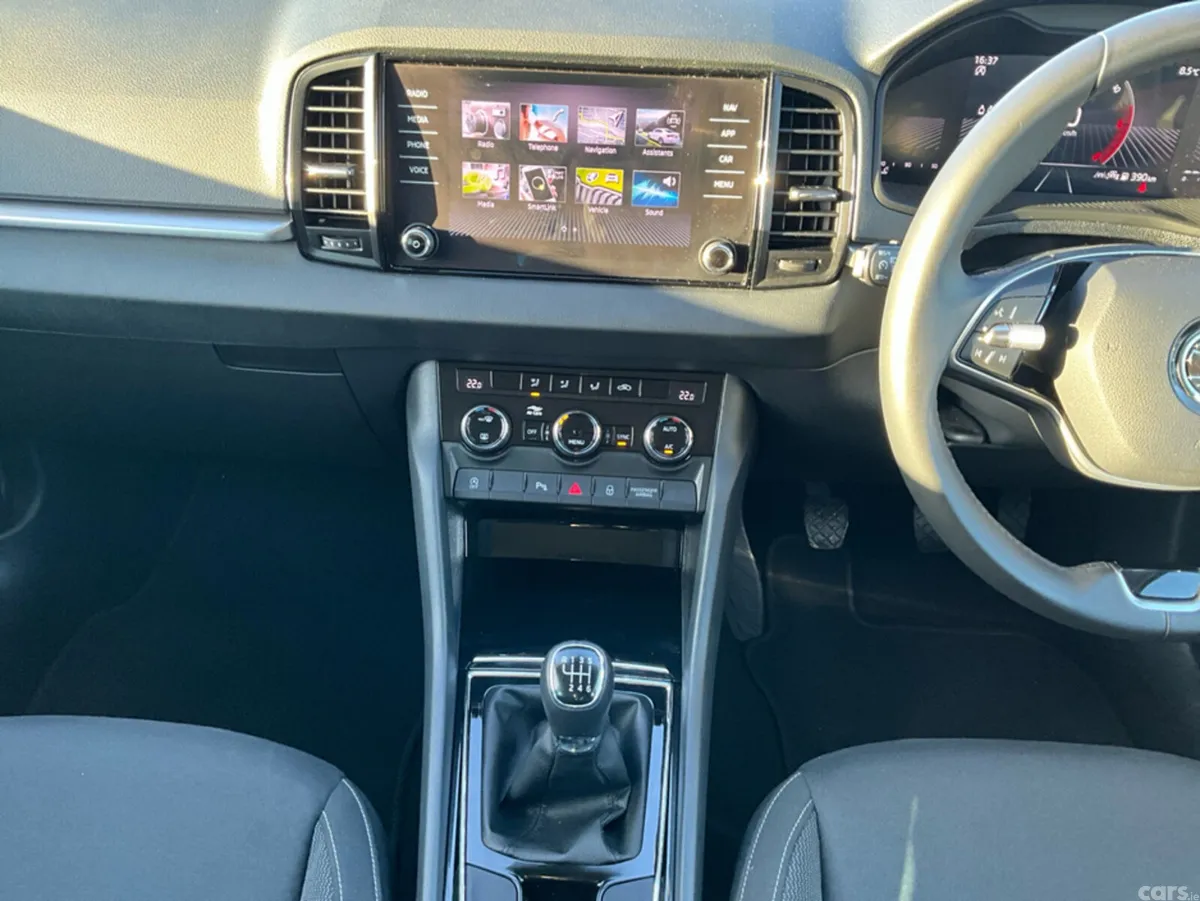 Skoda Karoq SUV, Diesel, 2024, Grey