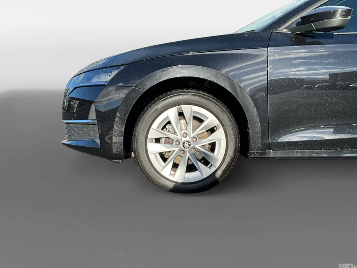 Skoda Octavia Hatchback, Diesel, 2026, Black