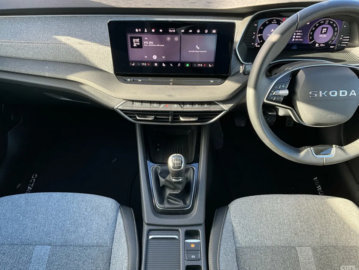Skoda Octavia Hatchback, Diesel, 2026, Grey