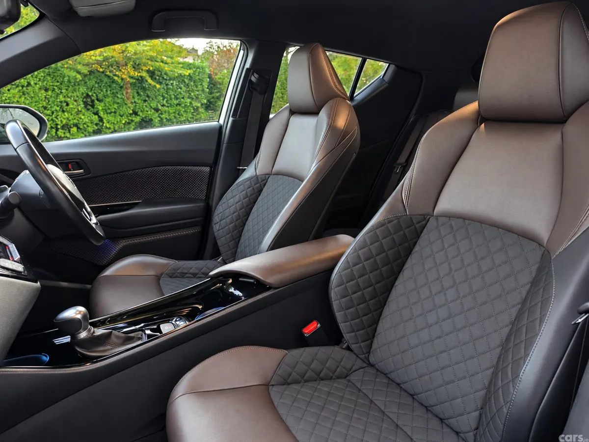 Toyota C-HR Hatchback, Petrol Hybrid, 2019, Grey
