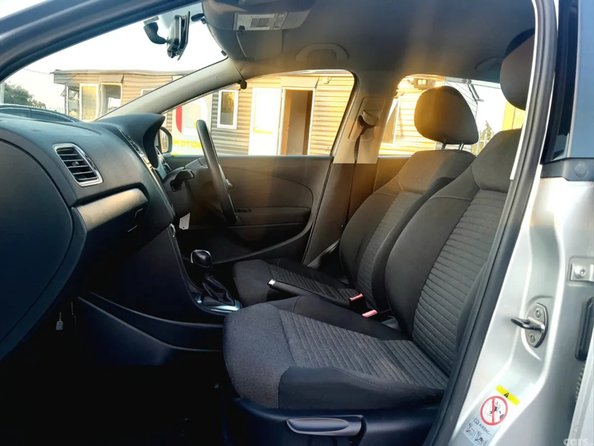 Volkswagen Polo Hatchback, Petrol, 2012, Silver