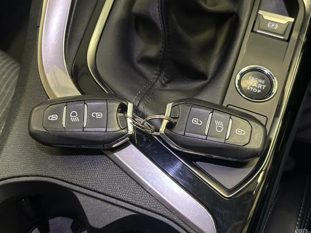 Peugeot 3008 Van, Diesel, 2022, White