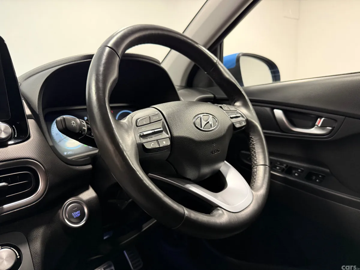 Hyundai KONA Hatchback, Electric, 2023, Blue