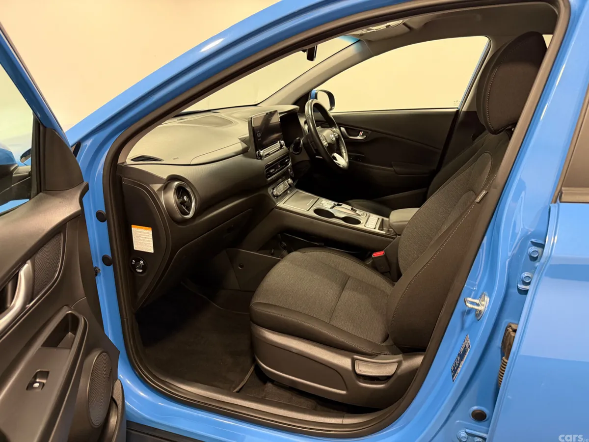 Hyundai KONA Hatchback, Electric, 2023, Blue