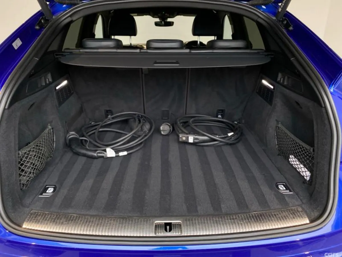 Audi Q5 SUV, Petrol Hybrid, 2023, Blue