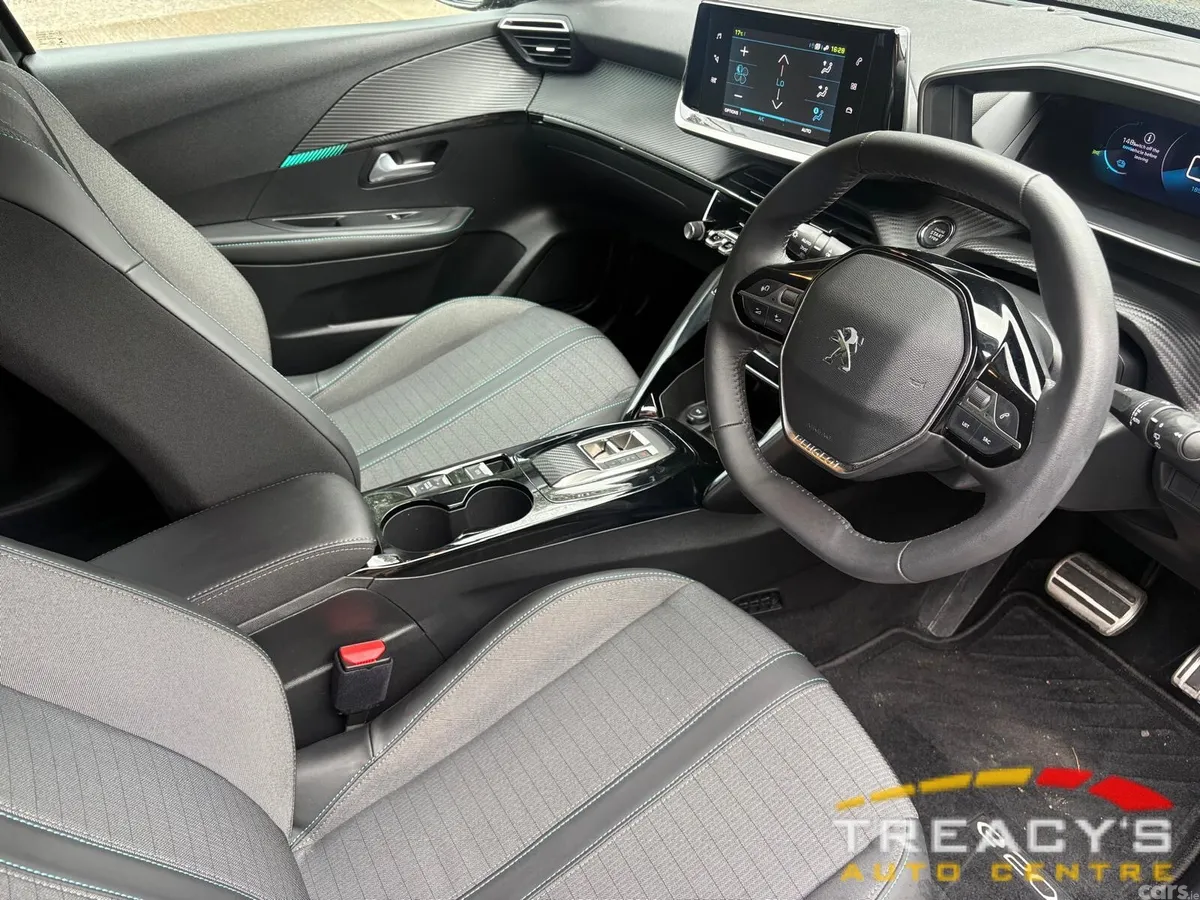 Peugeot 208 Hatchback, Electric, 2023, Black