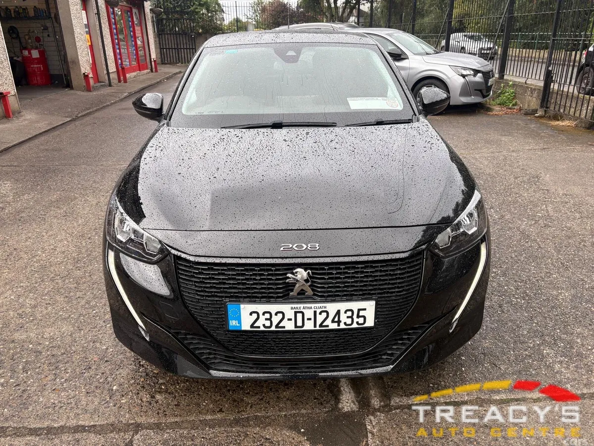 Peugeot 208 Hatchback, Electric, 2023, Black