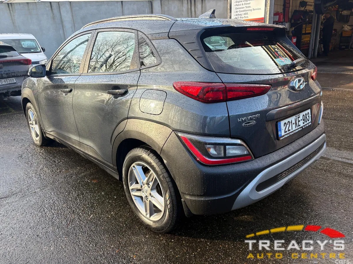 Hyundai KONA MPV, Petrol, 2022, Grey