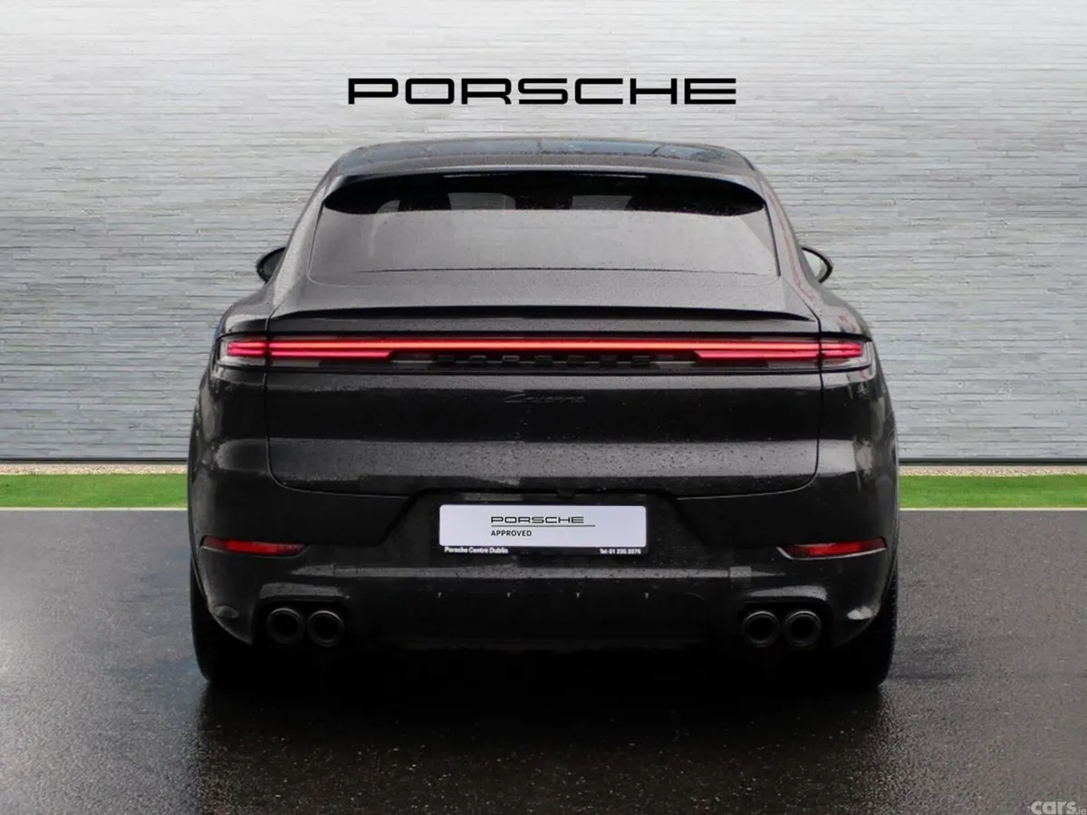 Porsche Cayenne SUV, Petrol Plug-in Hybrid, 2026, Black